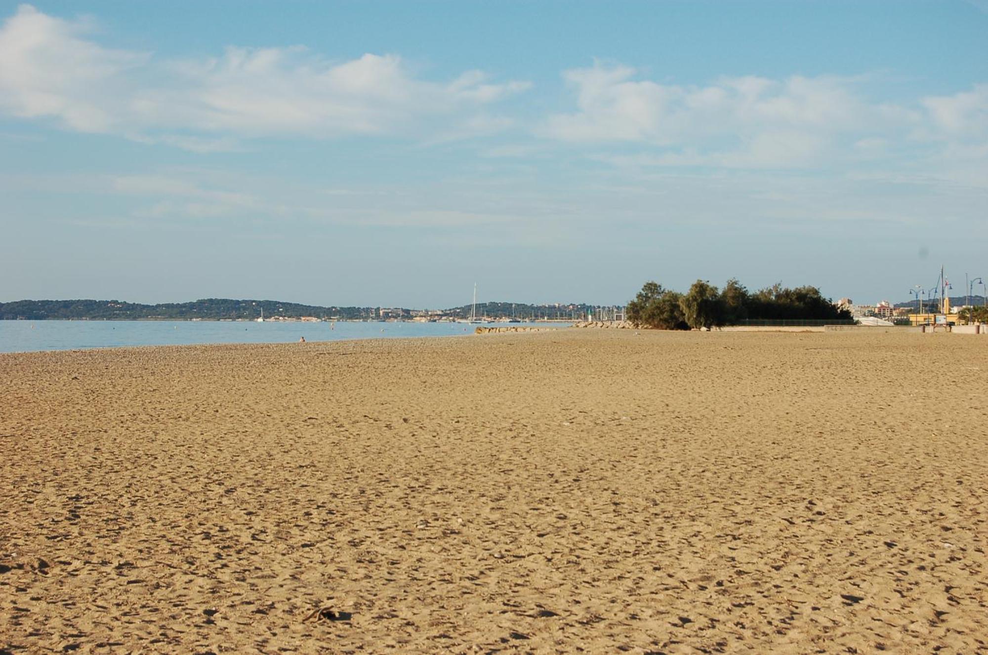 Grand A 5mns De La Des Salins